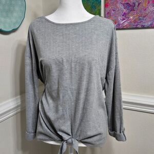 NWOT. Button Detailed Ribbed Top